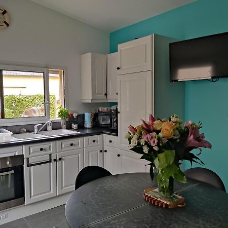 Maisonnette Cosy Bien Situee Dol-de-Bretagne Ngoại thất bức ảnh